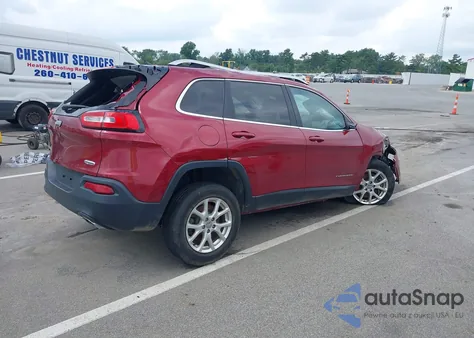 2015 Jeep Cherokee Latitude z USA, uszkodzony, nr VIN 1C4PJMCS1FW546263